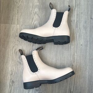 New in Box Blundstone WOMEN'S ORIGINALS #2156 boots 9.5 Pearl
